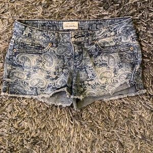 Aéropostale paisley blue denim cut off shorts